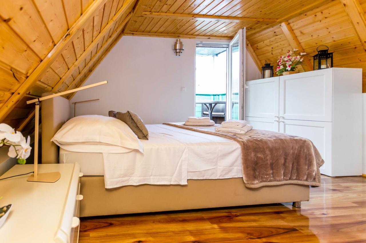 Holiday House Antique Kostanje Εξωτερικό φωτογραφία